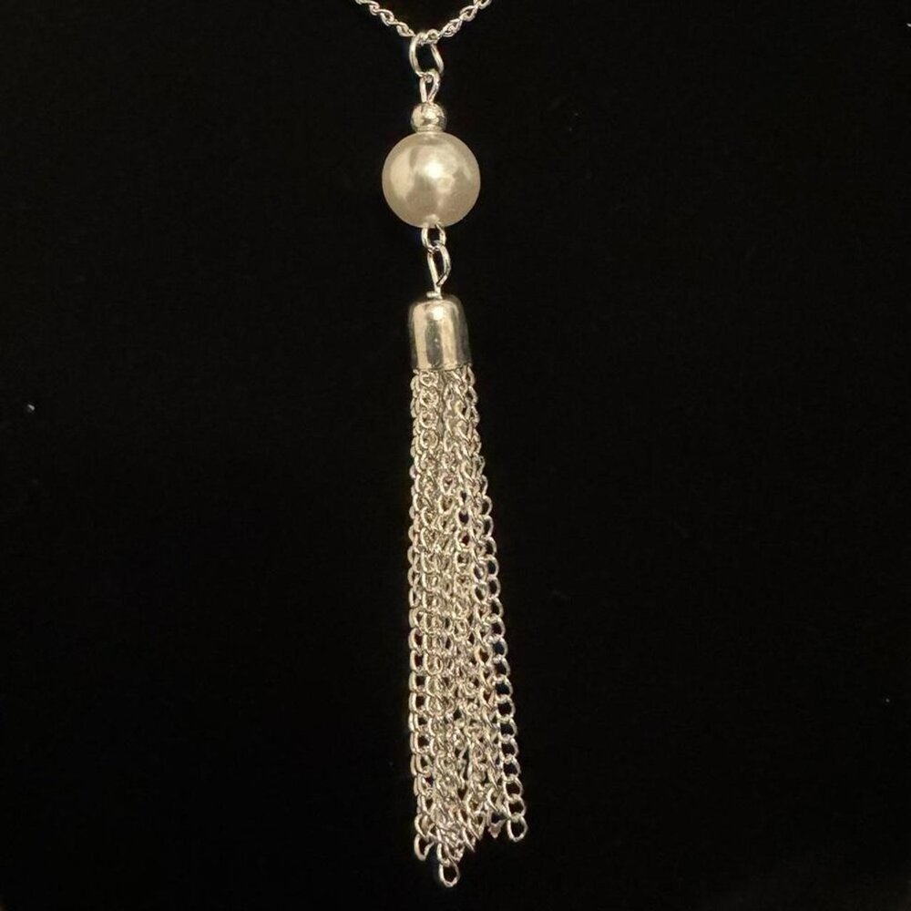 Silver Tassel Necklace & Earrings Set With Pearl Accent